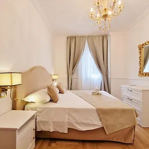  Apartment La Baronessa Charming House With Parking Italy