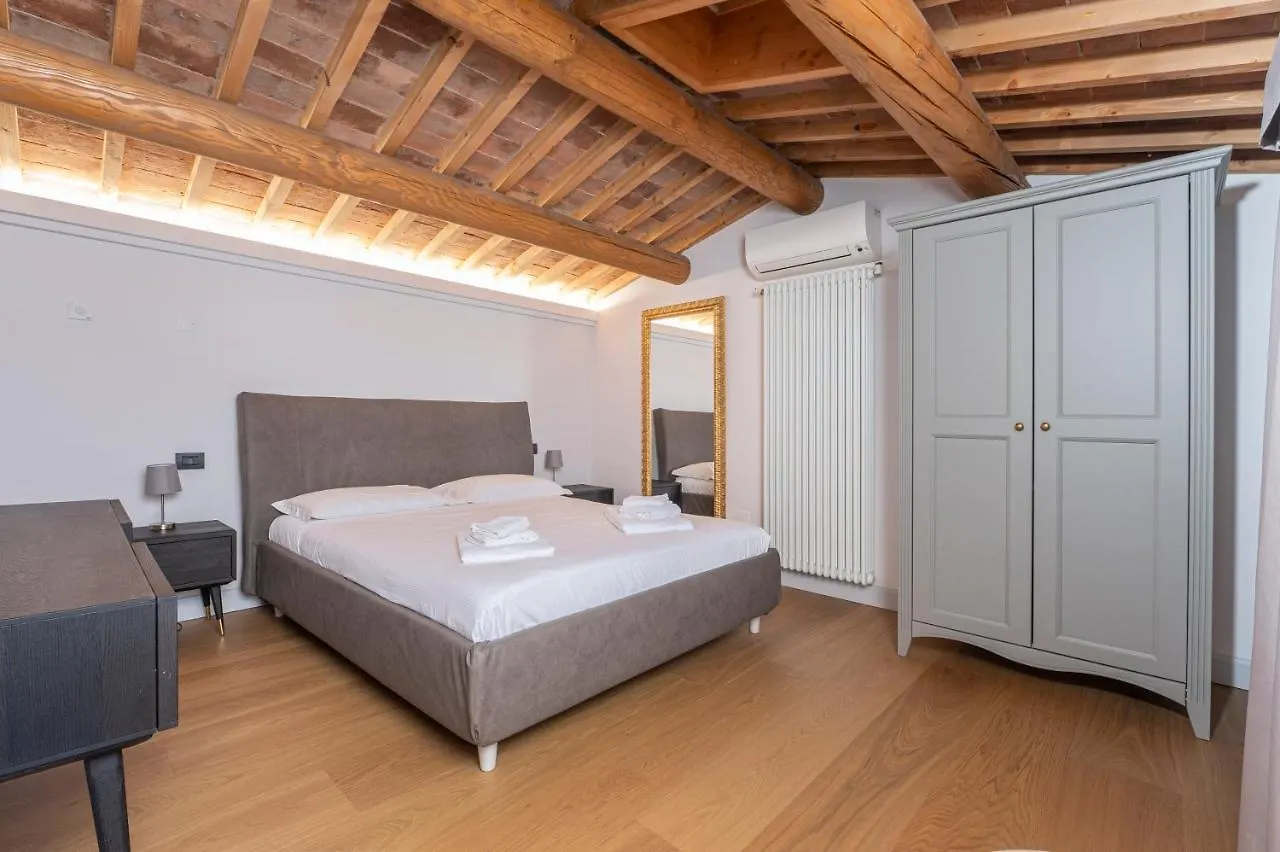 Verona Cathedral Apartments