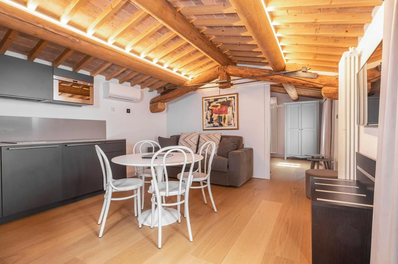 Verona Cathedral Apartments